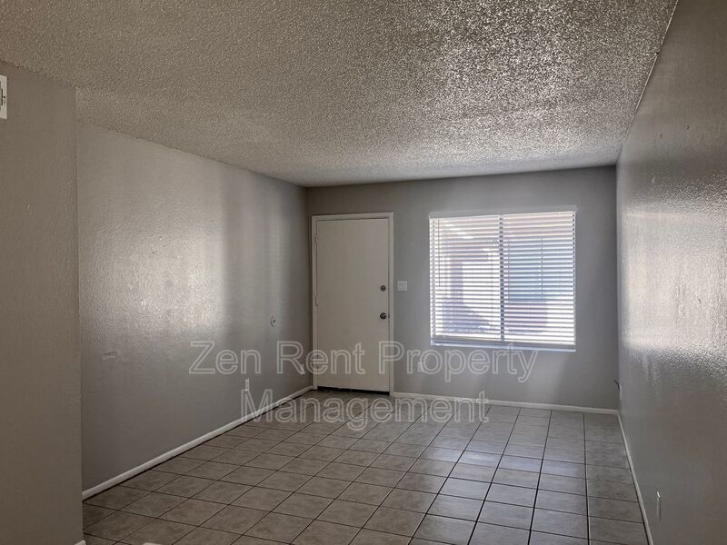 Newly Renovated 2Bd 1Bth in Mesa, AZ! Free App Fee upon signed lease! property image