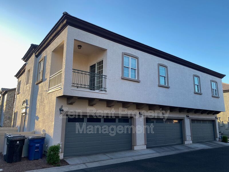 Resort-Style Living in Gilbert – 3 Bed Townhome Near SanTan Village property image