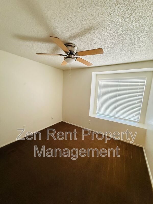 GREAT LOCATION WITH A COMMUNITY POOL property image