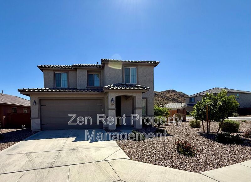 BEAUTIFUL Home in San Tan Valley with Mountain View’s! A Must See! property image