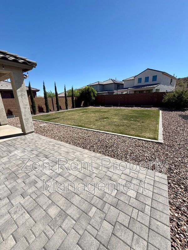 BEAUTIFUL Home in San Tan Valley with Mountain View’s! A Must See! property image