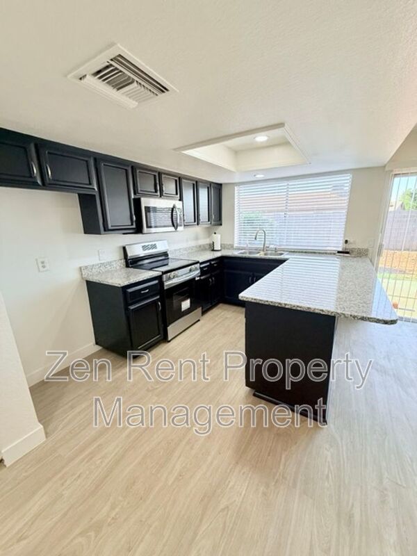 Beautiful Home in Mesa with NO HOA property image