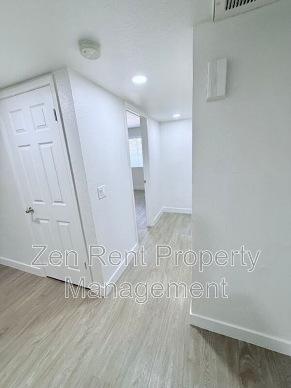 Beautiful Home in Mesa with NO HOA property image