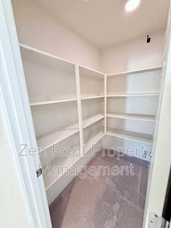 BEAUTIFUL Home in San Tan Valley with Mountain View’s! A Must See! property image