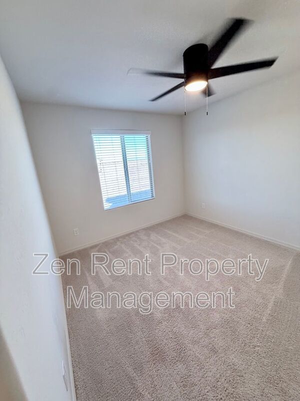 BEAUTIFUL Home in San Tan Valley with Mountain View’s! A Must See! property image