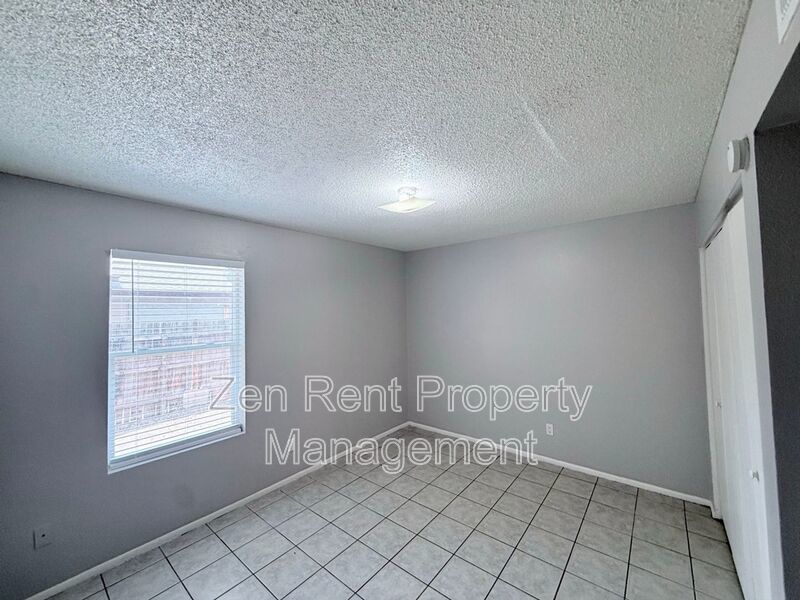 Newly Renovated 2Bd 1Bth in Mesa, AZ! Free App Fee upon signed lease! property image