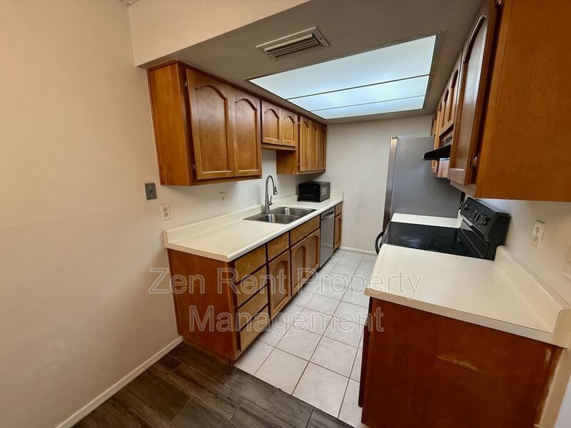 Cozy 2 Bedroom Chandler Condo property image