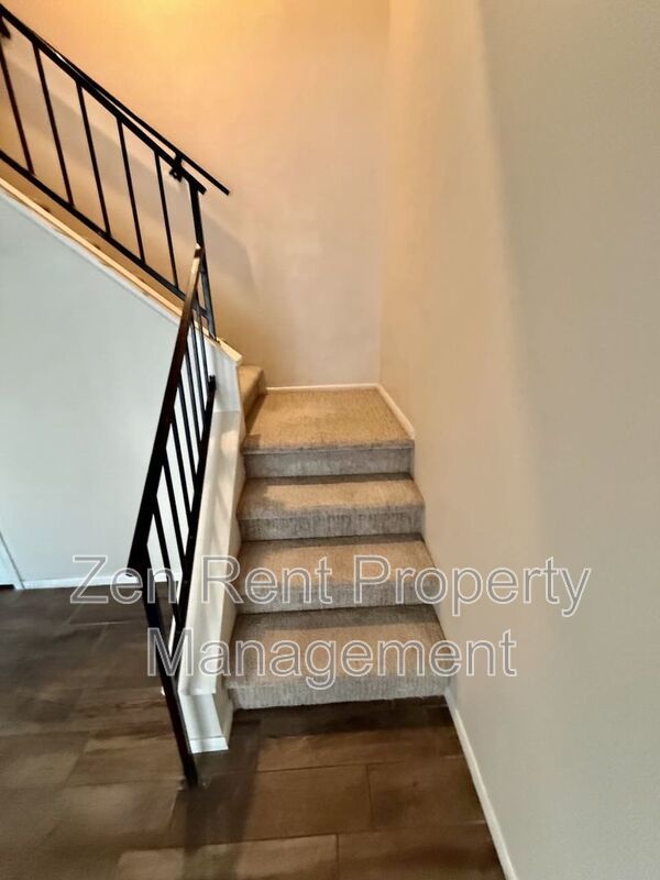 Cozy 2 Bedroom Chandler Condo property image