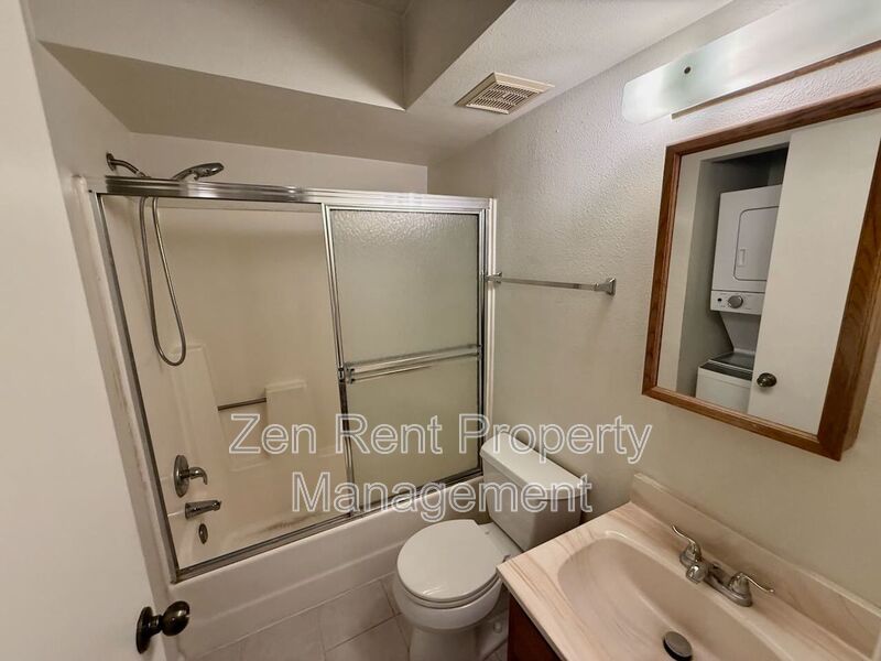 Cozy 2 Bedroom Chandler Condo property image